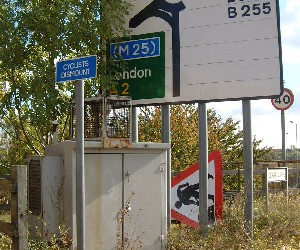 Dartford Bean Interchange Roadside site: Site view